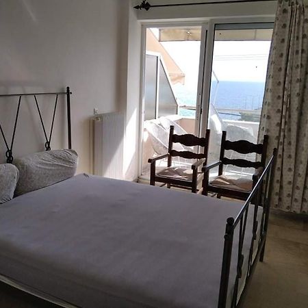 Super View Seafront Apartment Nea Michaniona Exterior photo
